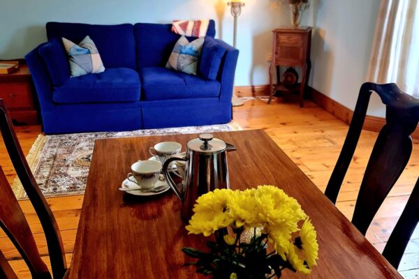 Sitting dining room